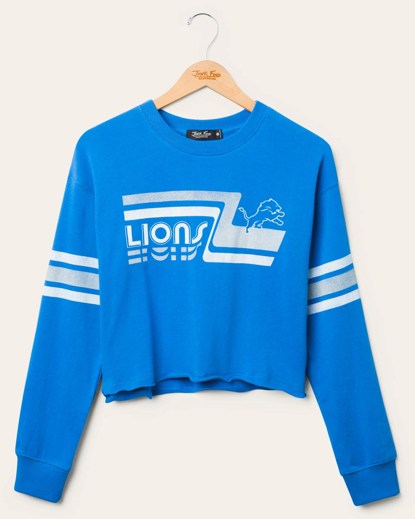 Lions Retro Crop